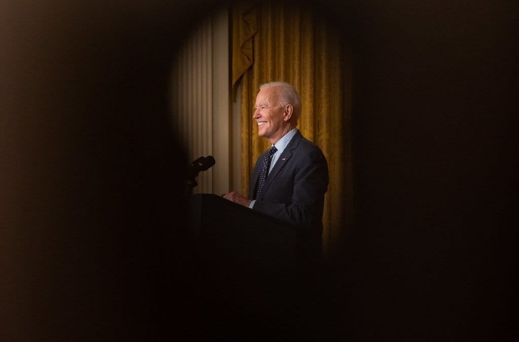Dershowitz: Is Biden’s Vaccination Mandate Constitutional?